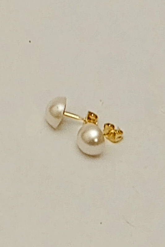 Pearl-Tone Half Globe Stud